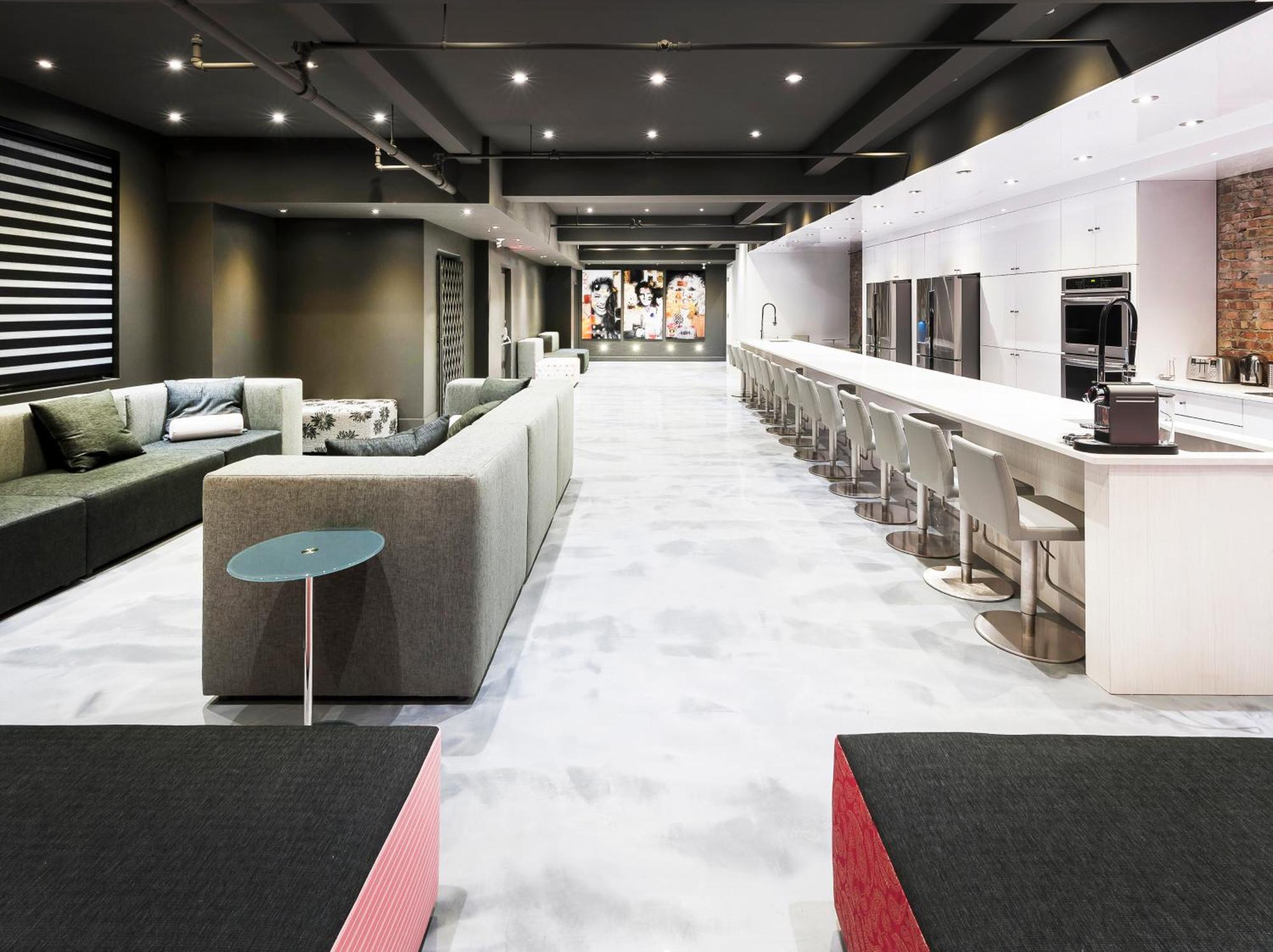 The Holland Hotel By Simplissimmo Montreal Exterior photo